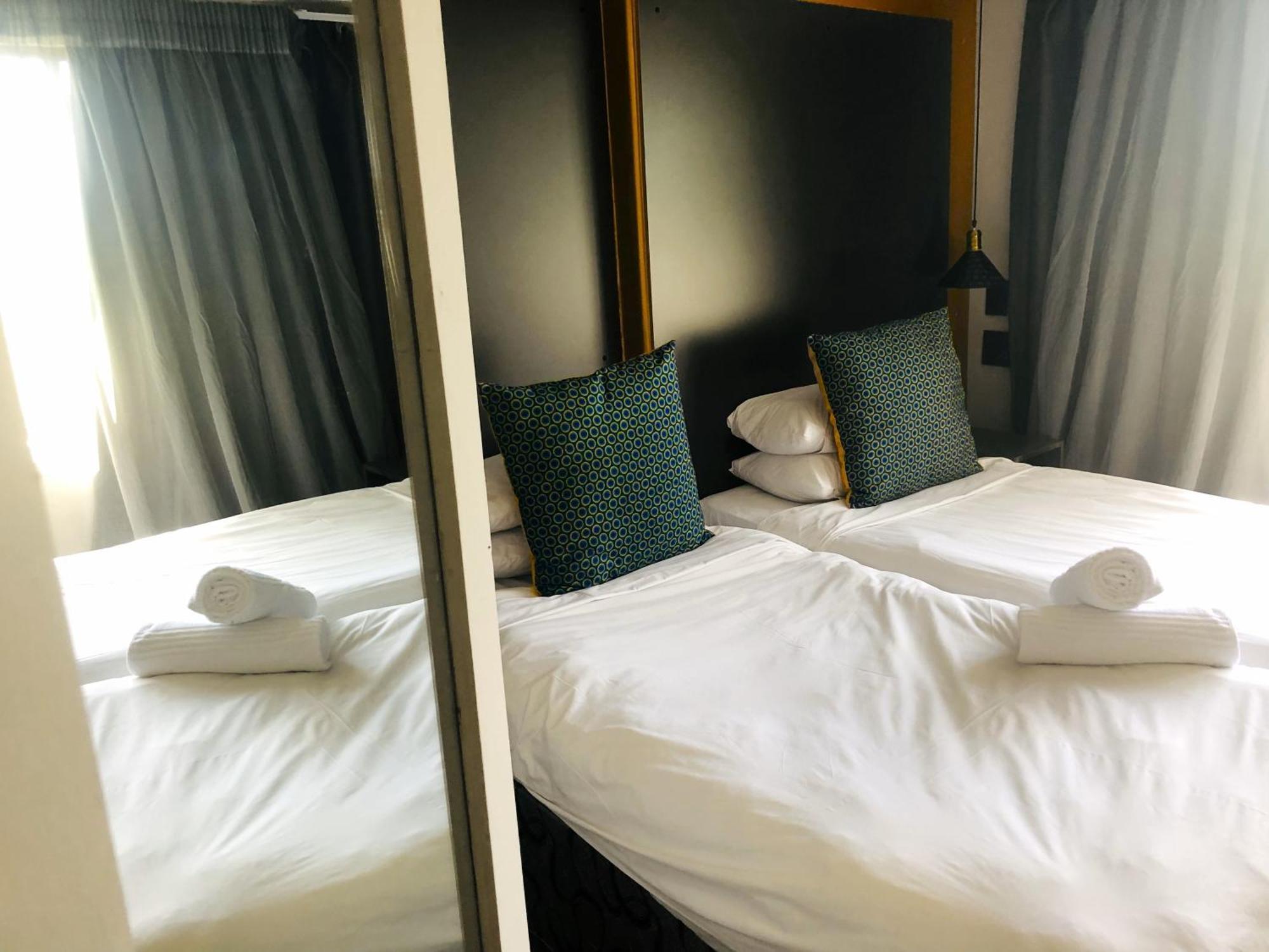 เอลเลแฟนต์ สปริง โฮเต็ล แอนด์ อพาร์ตเมนต์ Hotel เบอลา-เบอลา ห้อง รูปภาพ